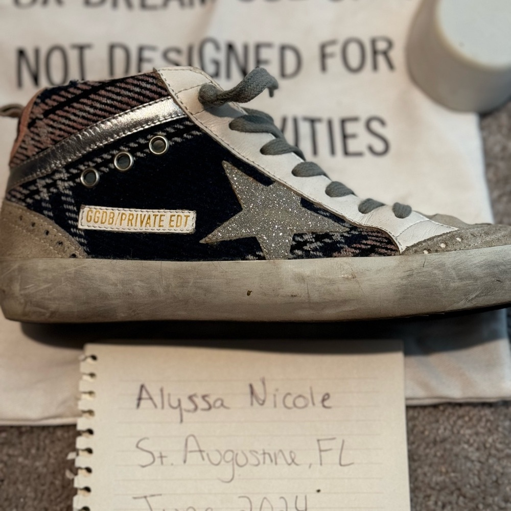 🩶Neiman Marcus Private Edition Mids Size 38🩶 - Picture 15 of 15